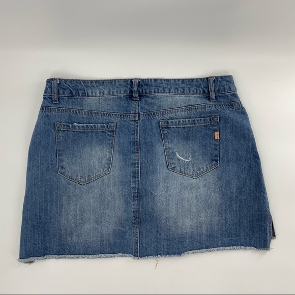 1822 Denim Cutoff Skirt - Picture 10 of 13